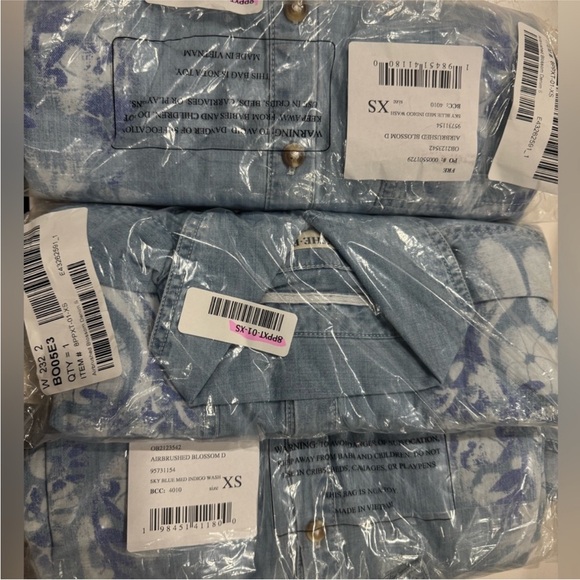 🎉LAST PIECE🎉Free People Free Airbrushed Blossom Denim Top - Women's - Picture 6 of 11